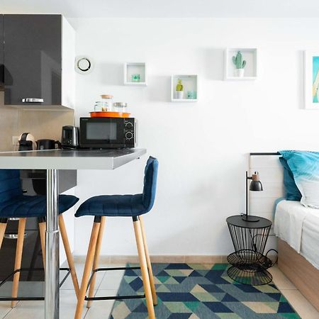 Pupat Apartment Marseille Bagian luar foto