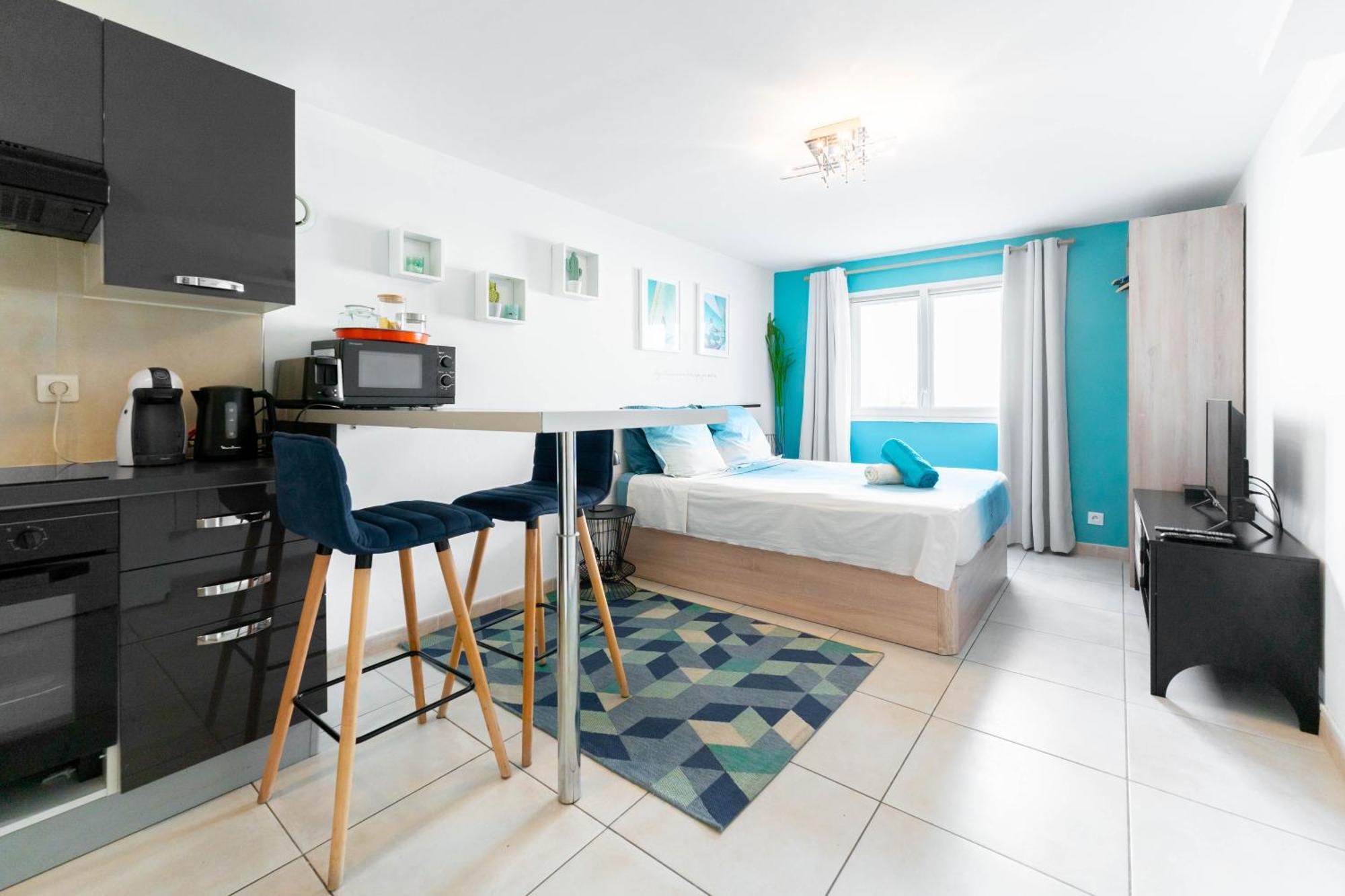 Pupat Apartment Marseille Bagian luar foto